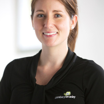 Amy Barnes Photo