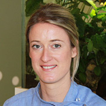 Claire Battersby Photo