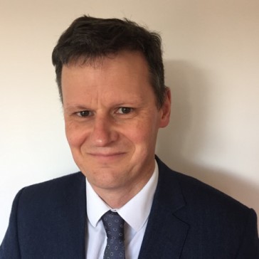 Dr Glenn McKay (General and Cardiothoracic Surgery)